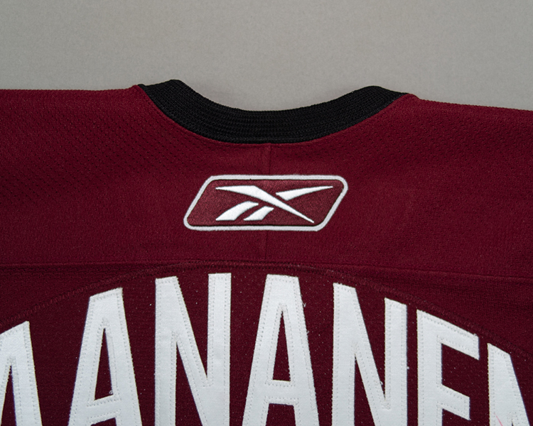 Colorado Avalanche 2005-2006 game worn tagging Colorado Avalanche 2005-2006 game worn tagging