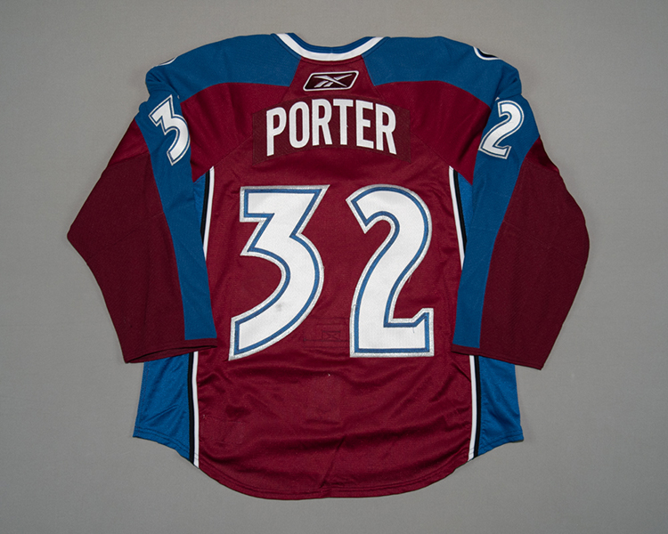 Colorado Avalanche game worn Kevin Porter jersey